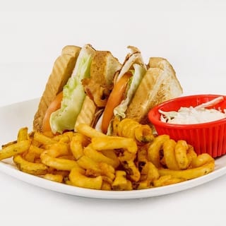 Turkey Ham Club Sandwich (*)